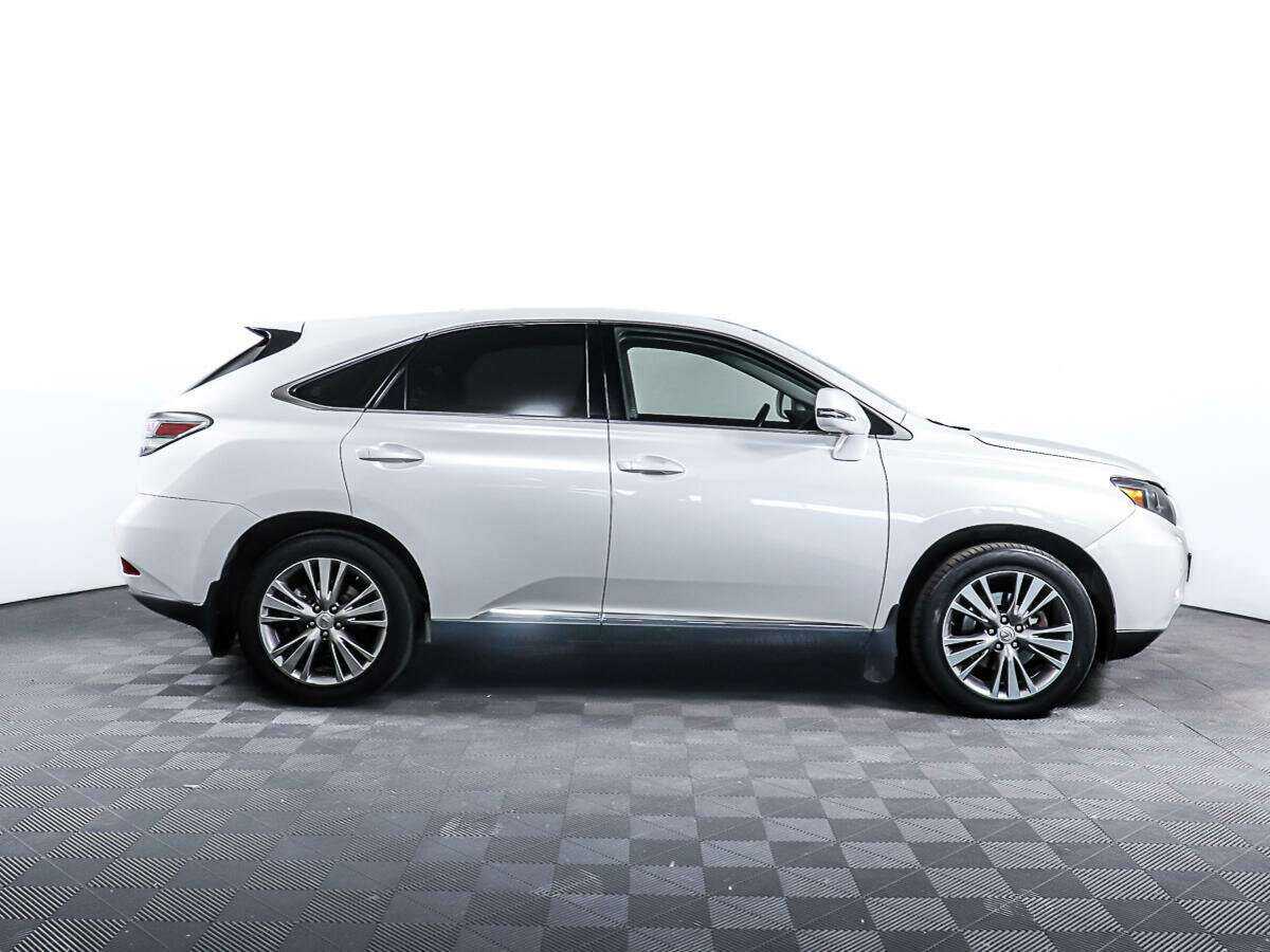 Lexus RX с пробегом — 2011 год. Фото: #3