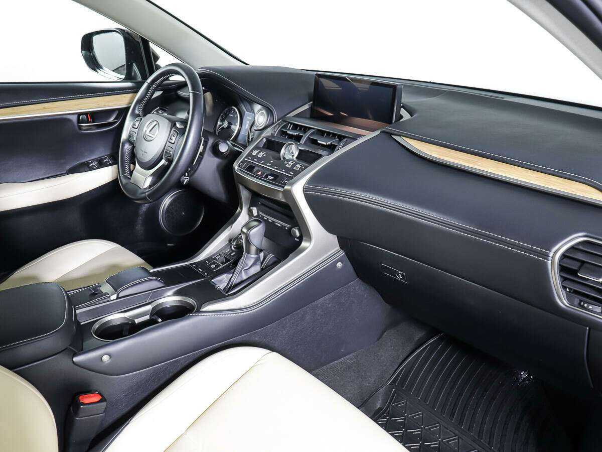Lexus NX с пробегом — 2017 год. Фото: #10