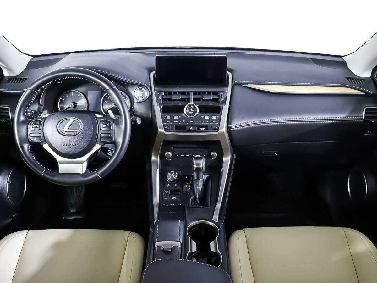 Lexus NX с пробегом — 2017 год. Фото: #12