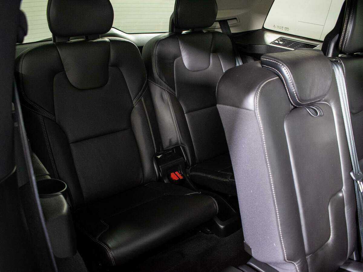 Volvo XC90 с пробегом — 2015 год. Фото: #8