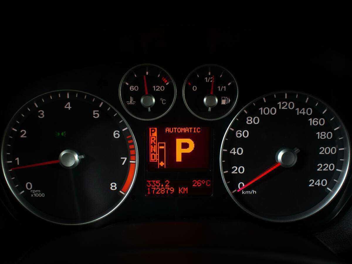 Ford Focus с пробегом — 2007 год. Фото: #10