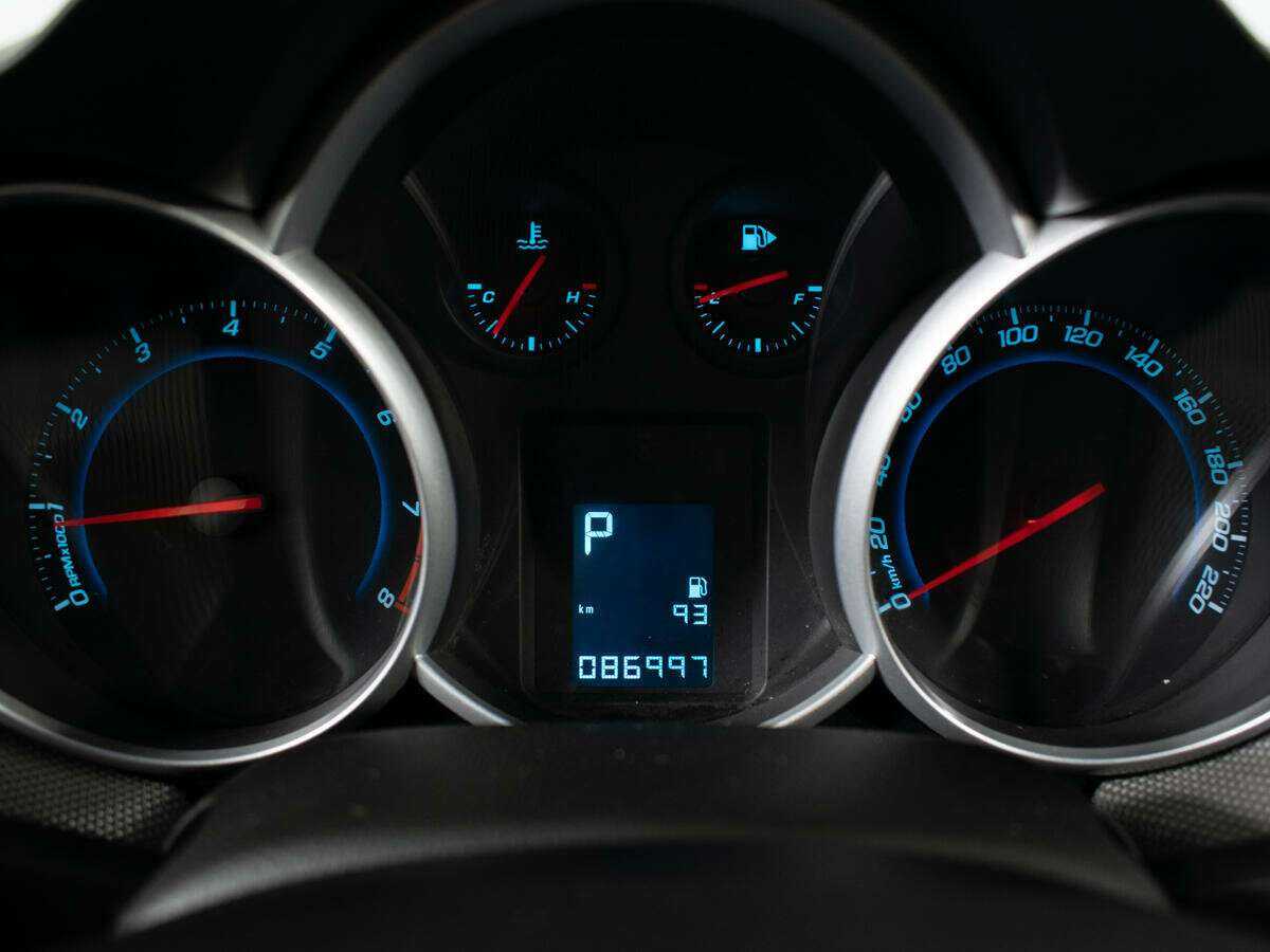 Chevrolet Cruze с пробегом — 2013 год. Фото: #7