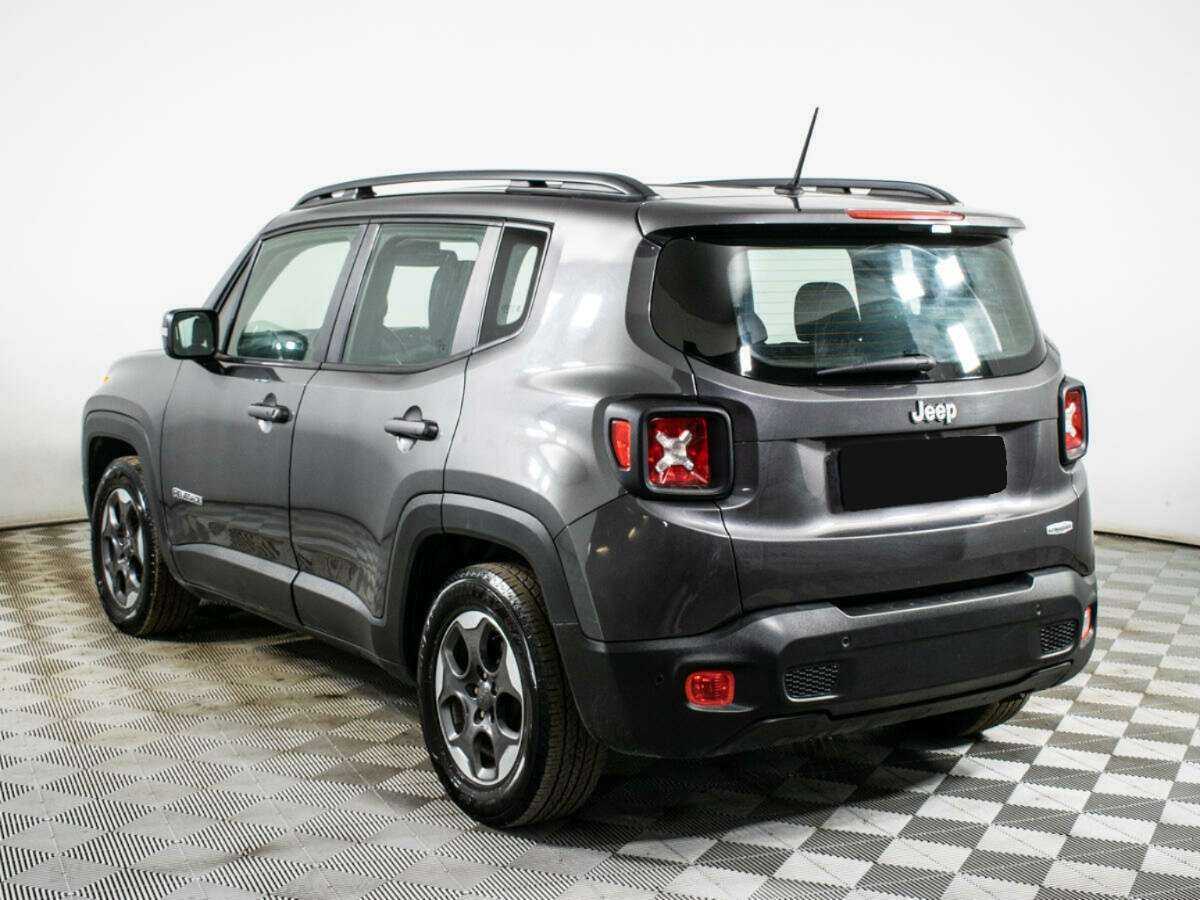 Jeep Renegade с пробегом — 2017 год. Фото: #6