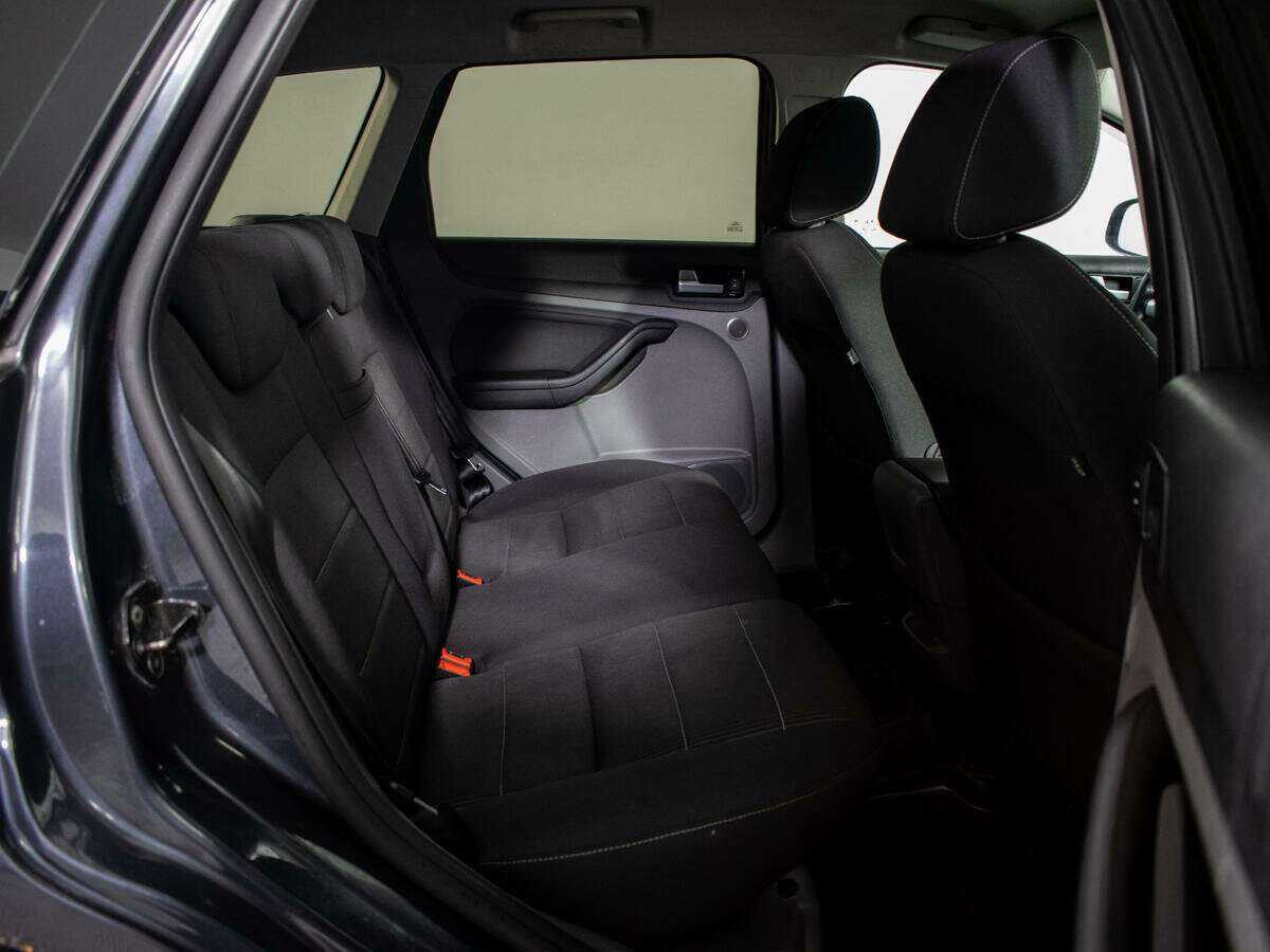 Ford Focus с пробегом — 2010 год. Фото: #7