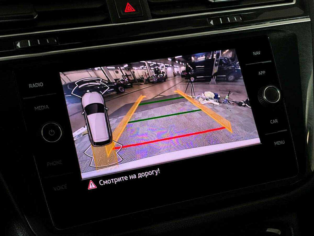 Volkswagen Tiguan с пробегом — 2021 год. Фото: #11