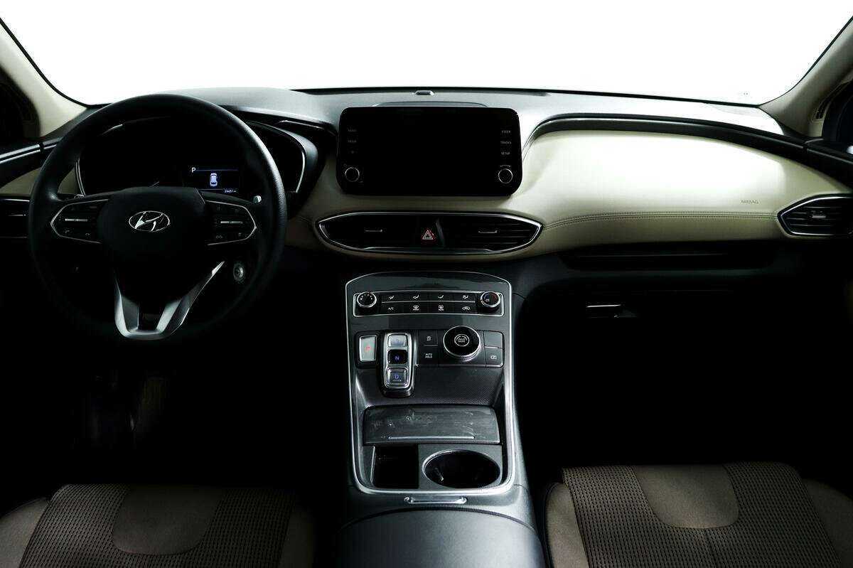 Hyundai Santa Fe с пробегом — 2021 год. Фото: #10