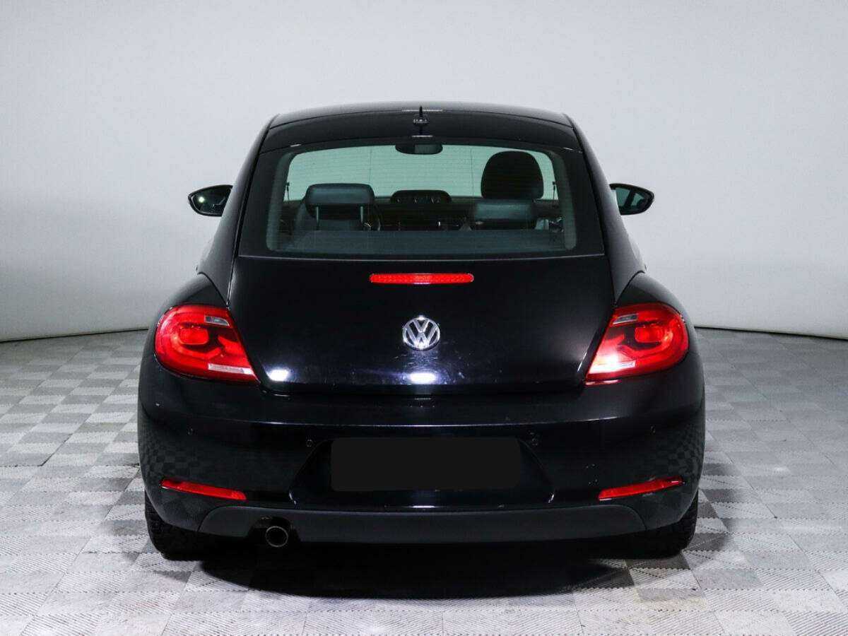 Volkswagen Beetle с пробегом — 2013 год. Фото: #4