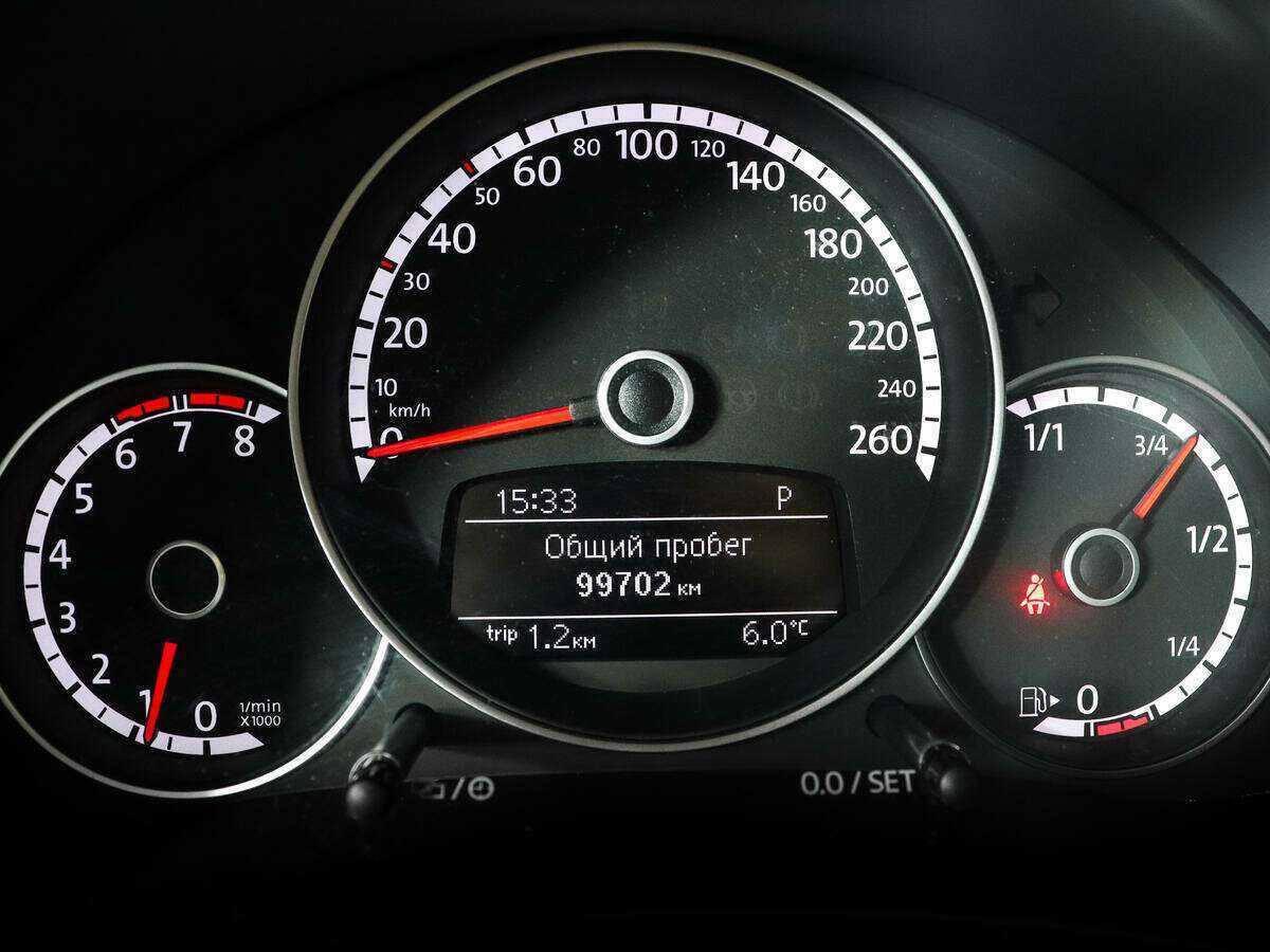 Volkswagen Beetle с пробегом — 2013 год. Фото: #8