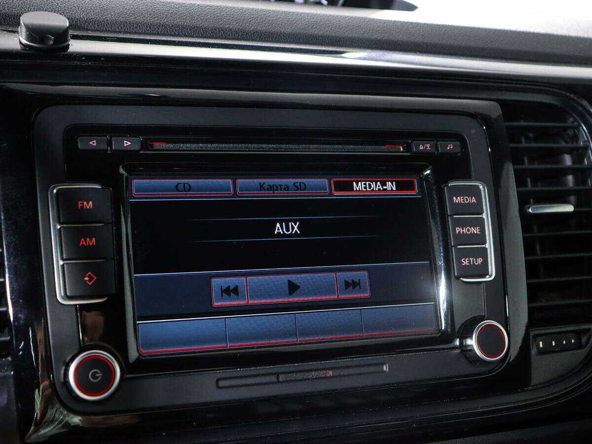 Volkswagen Beetle с пробегом — 2013 год. Фото: #13