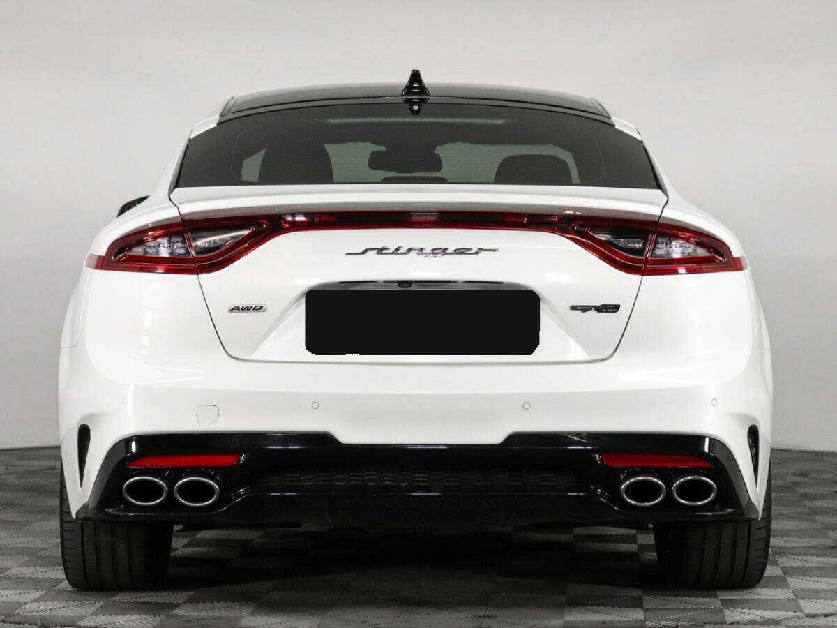Kia Stinger с пробегом — 2018 год. Фото: #5