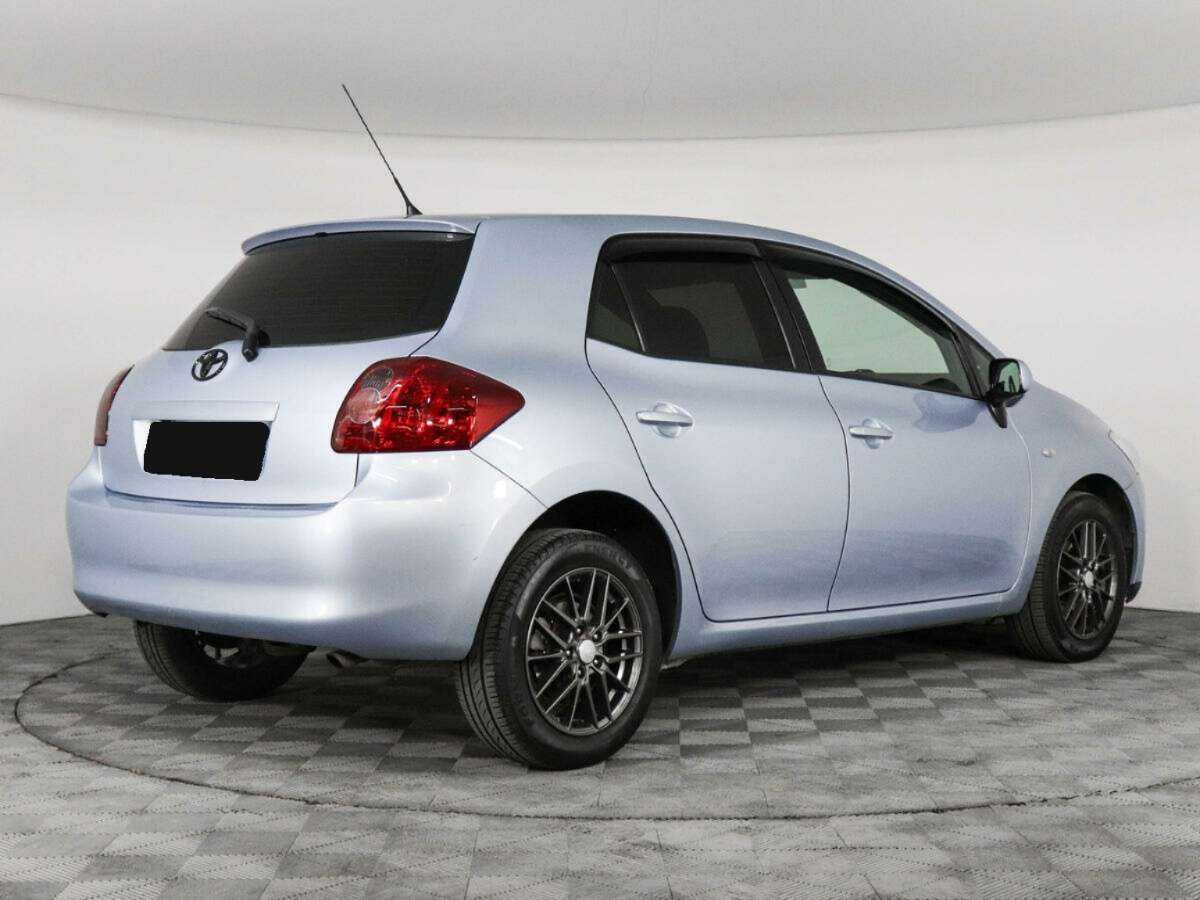 Toyota Auris с пробегом — 2007 год. Фото: #4