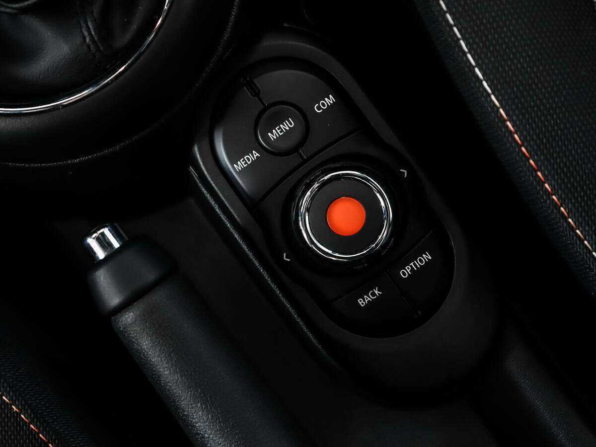 Mini Hatch с пробегом — 2020 год. Фото: #8