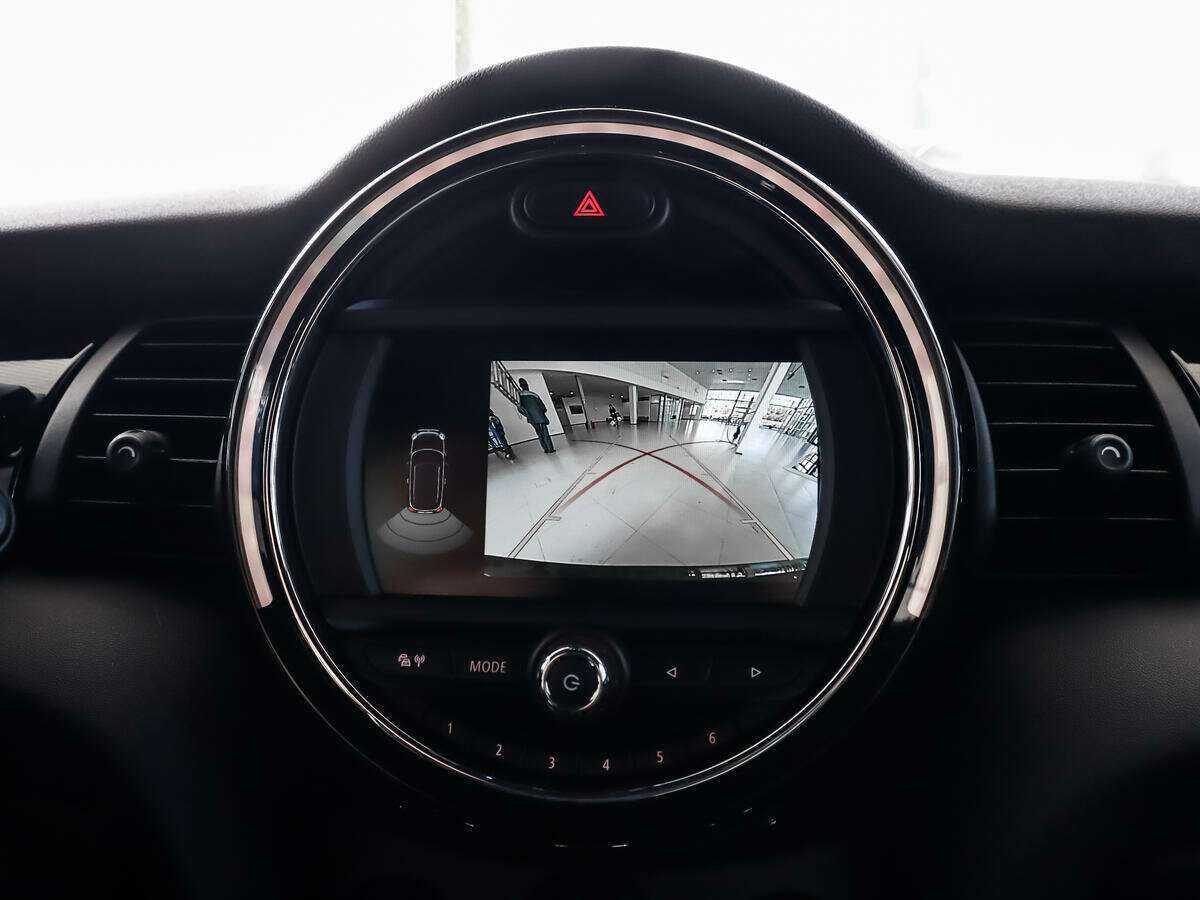 Mini Hatch с пробегом — 2020 год. Фото: #17