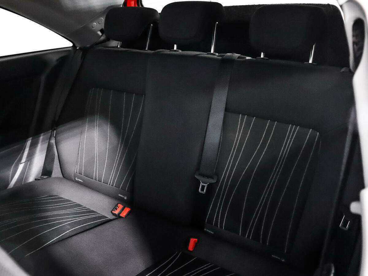 Opel Corsa с пробегом — 2008 год. Фото: #9