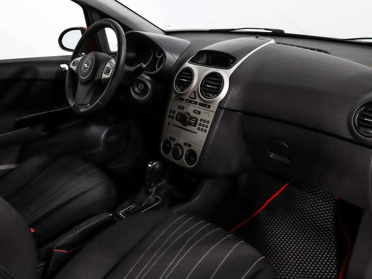 Opel Corsa с пробегом — 2008 год. Фото: #10