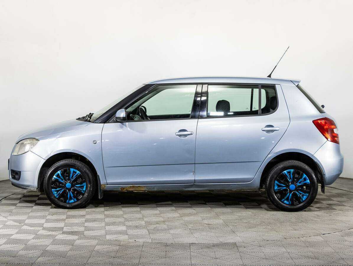 Skoda Fabia с пробегом — 2010 год. Фото: #7