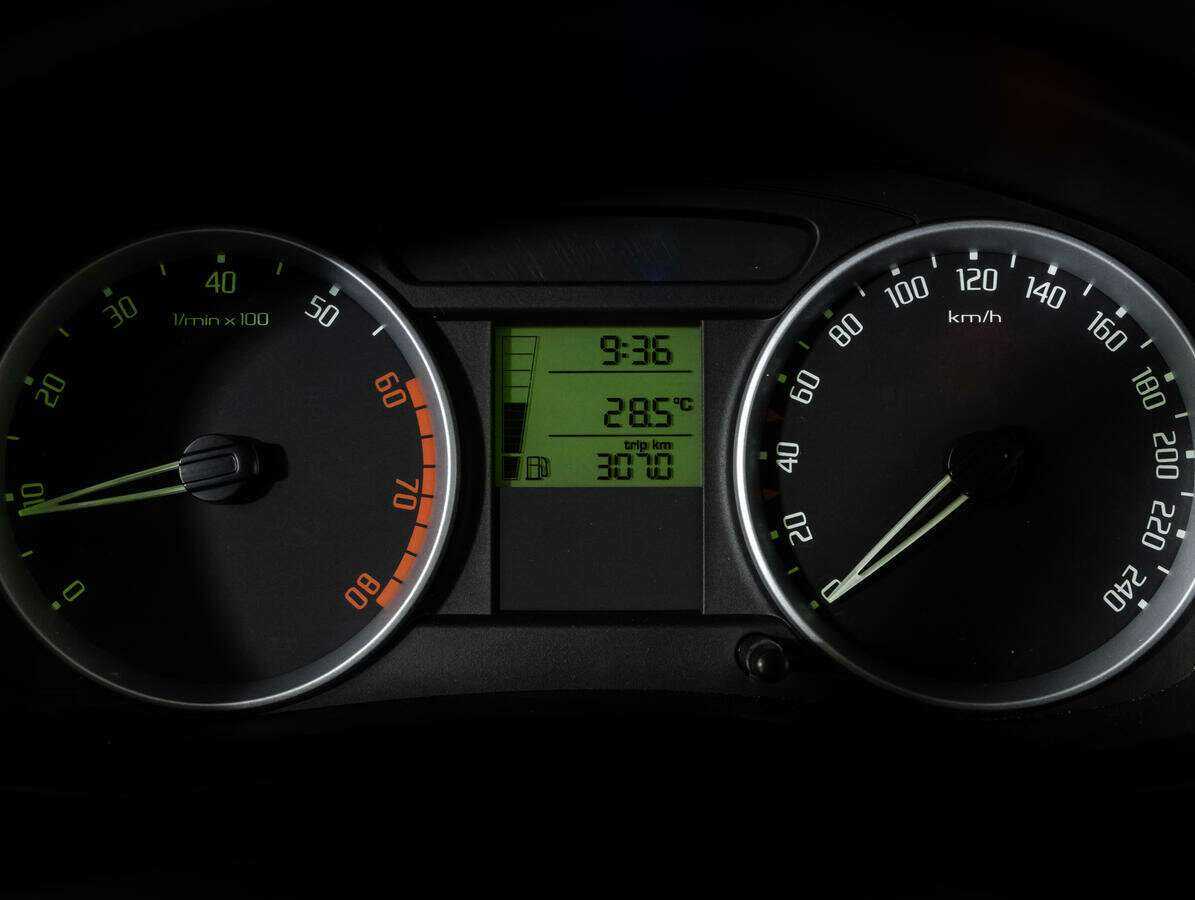 Skoda Fabia с пробегом — 2010 год. Фото: #14