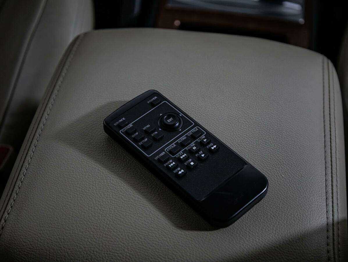 Mitsubishi Pajero с пробегом — 2008 год. Фото: #18