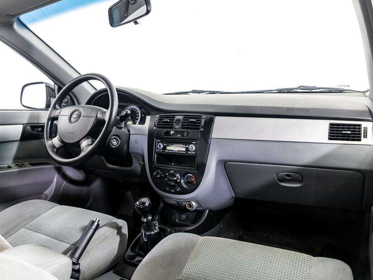 Chevrolet Lacetti с пробегом — 2011 год. Фото: #8