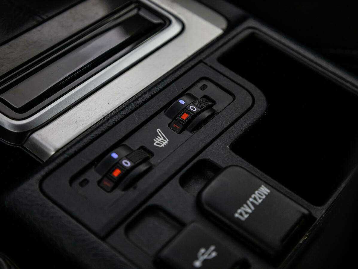 Toyota Land Cruiser Prado с пробегом — 2021 год. Фото: #12