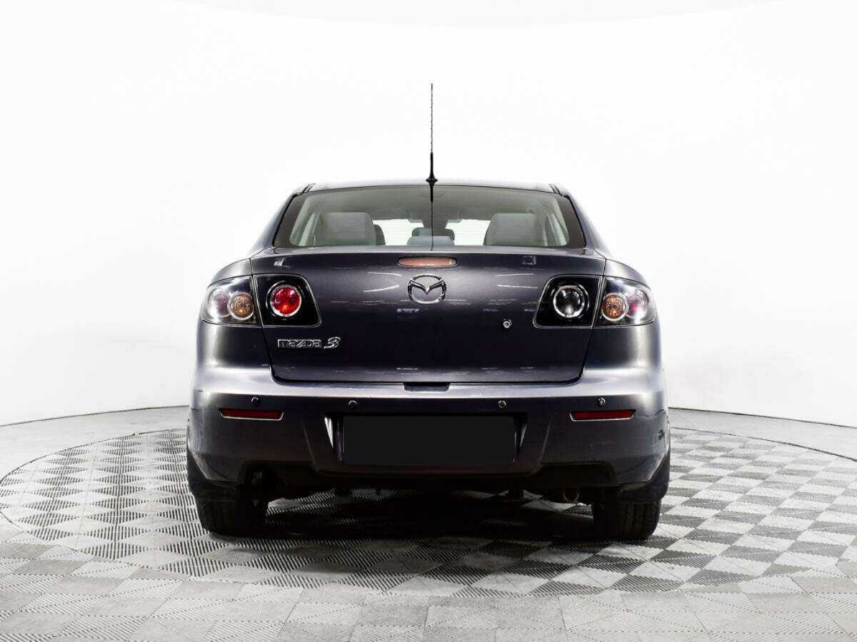Mazda 3 с пробегом — 2008 год. Фото: #5
