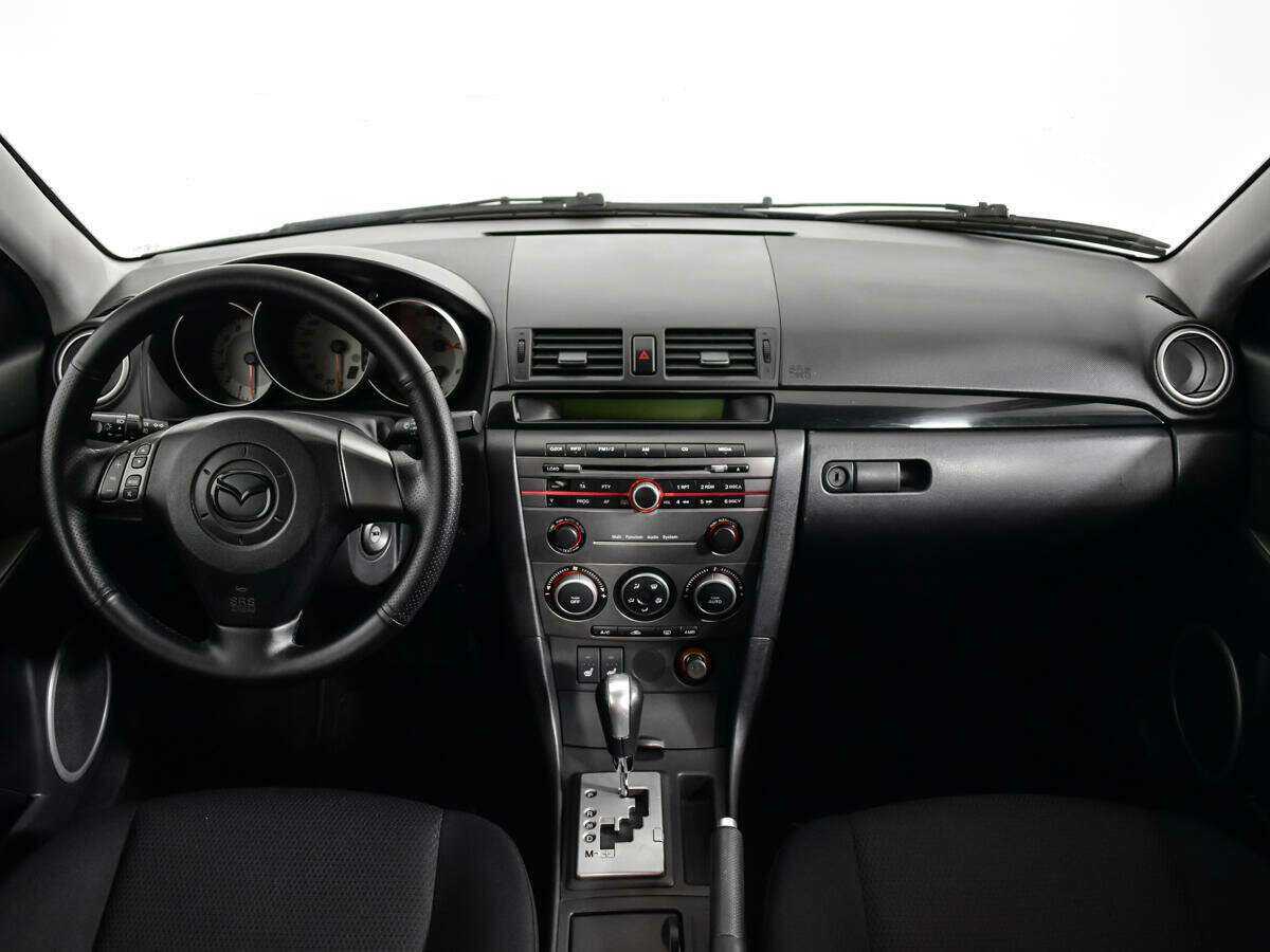 Mazda 3 с пробегом — 2008 год. Фото: #11
