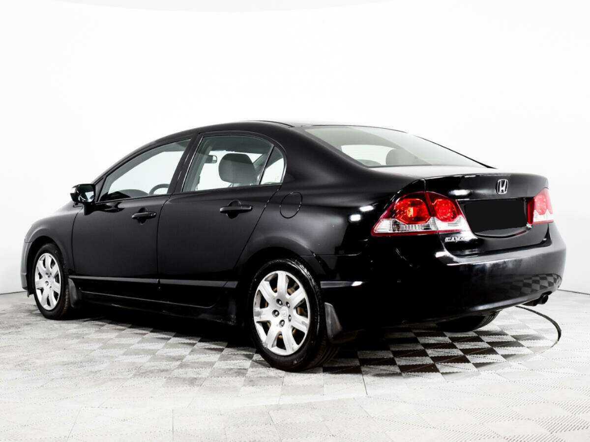 Honda Civic с пробегом — 2009 год. Фото: #6