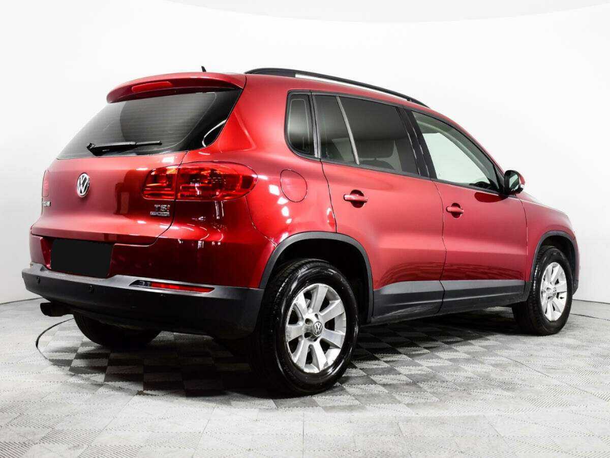 Volkswagen Tiguan с пробегом — 2011 год. Фото: #3