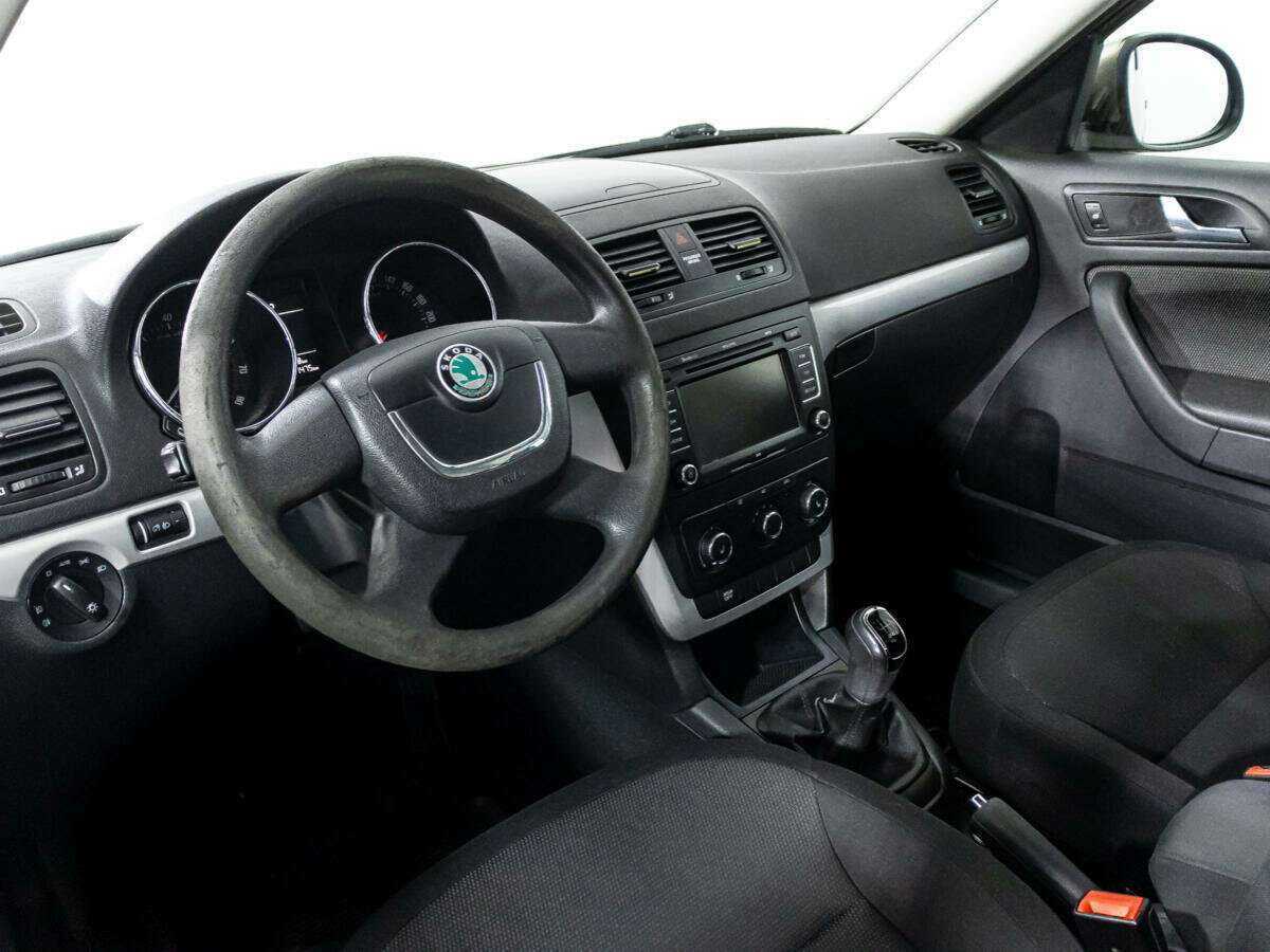 Skoda Yeti с пробегом — 2012 год. Фото: #9