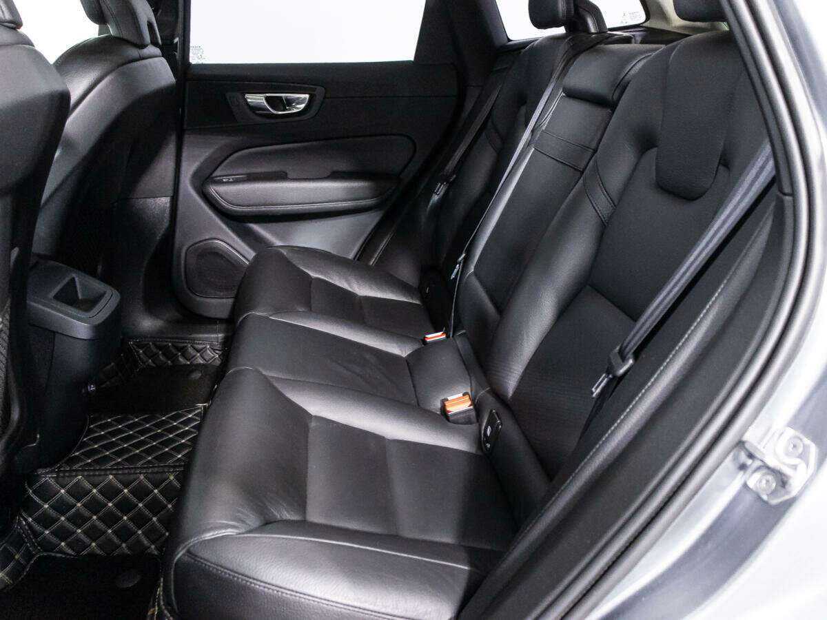 Volvo XC60 с пробегом — 2018 год. Фото: #9