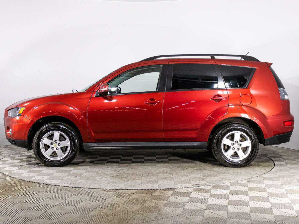 Mitsubishi Outlander с пробегом — 2011 год. Фото: #6