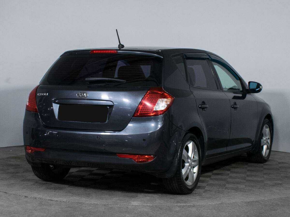 Kia Ceed с пробегом — 2011 год. Фото: #4