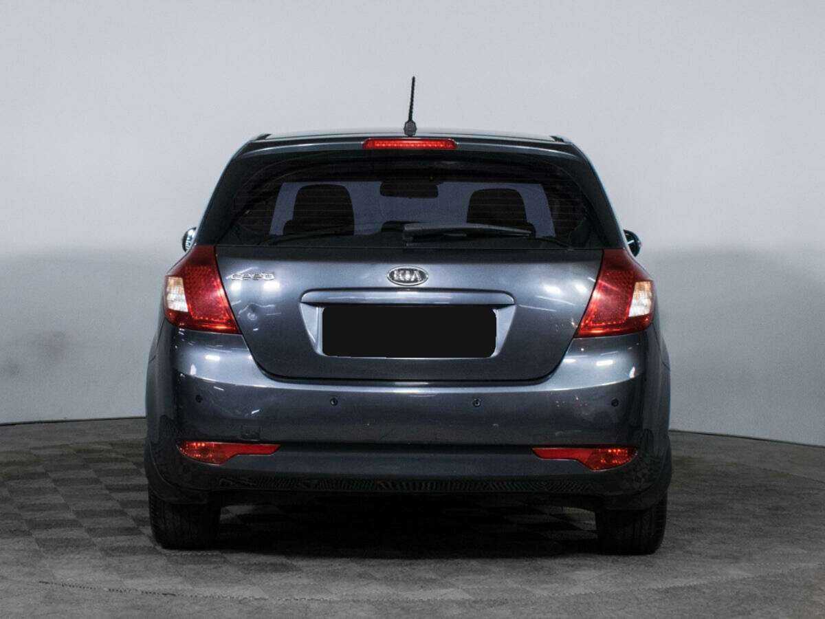 Kia Ceed с пробегом — 2011 год. Фото: #5