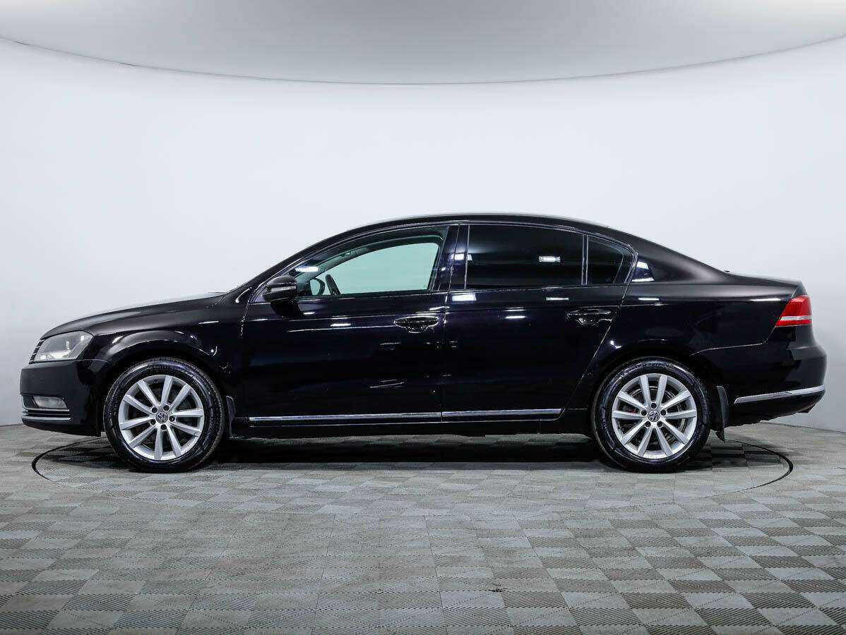 Volkswagen Passat с пробегом — 2011 год. Фото: #6