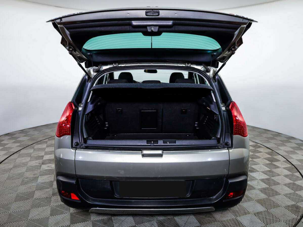 Peugeot 3008 с пробегом — 2011 год. Фото: #13