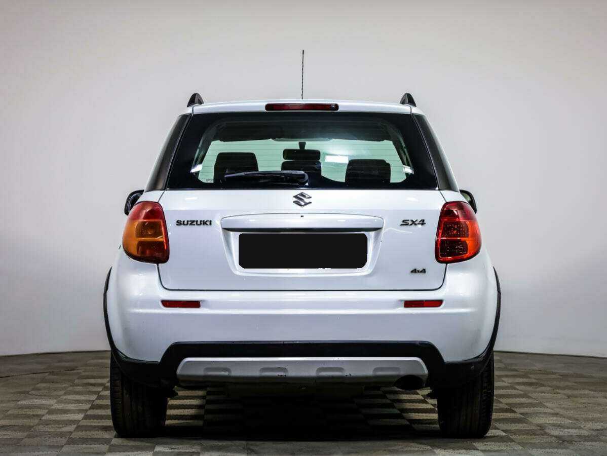 Suzuki SX4 с пробегом — 2011 год. Фото: #3