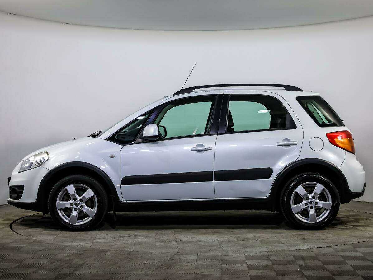 Suzuki SX4 с пробегом — 2011 год. Фото: #5