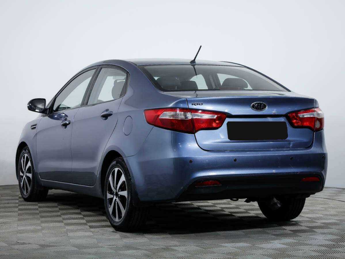 Kia Rio с пробегом — 2011 год. Фото: #3