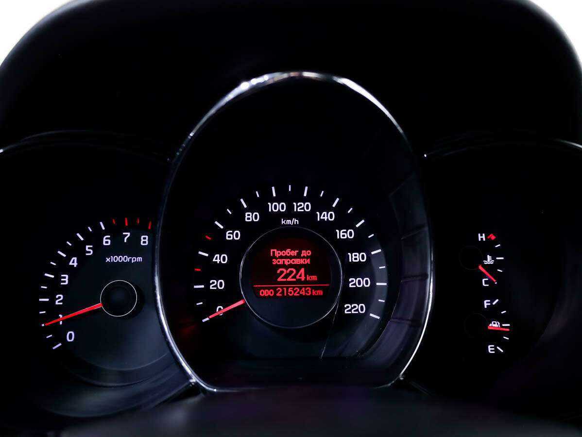 Kia Rio с пробегом — 2011 год. Фото: #7