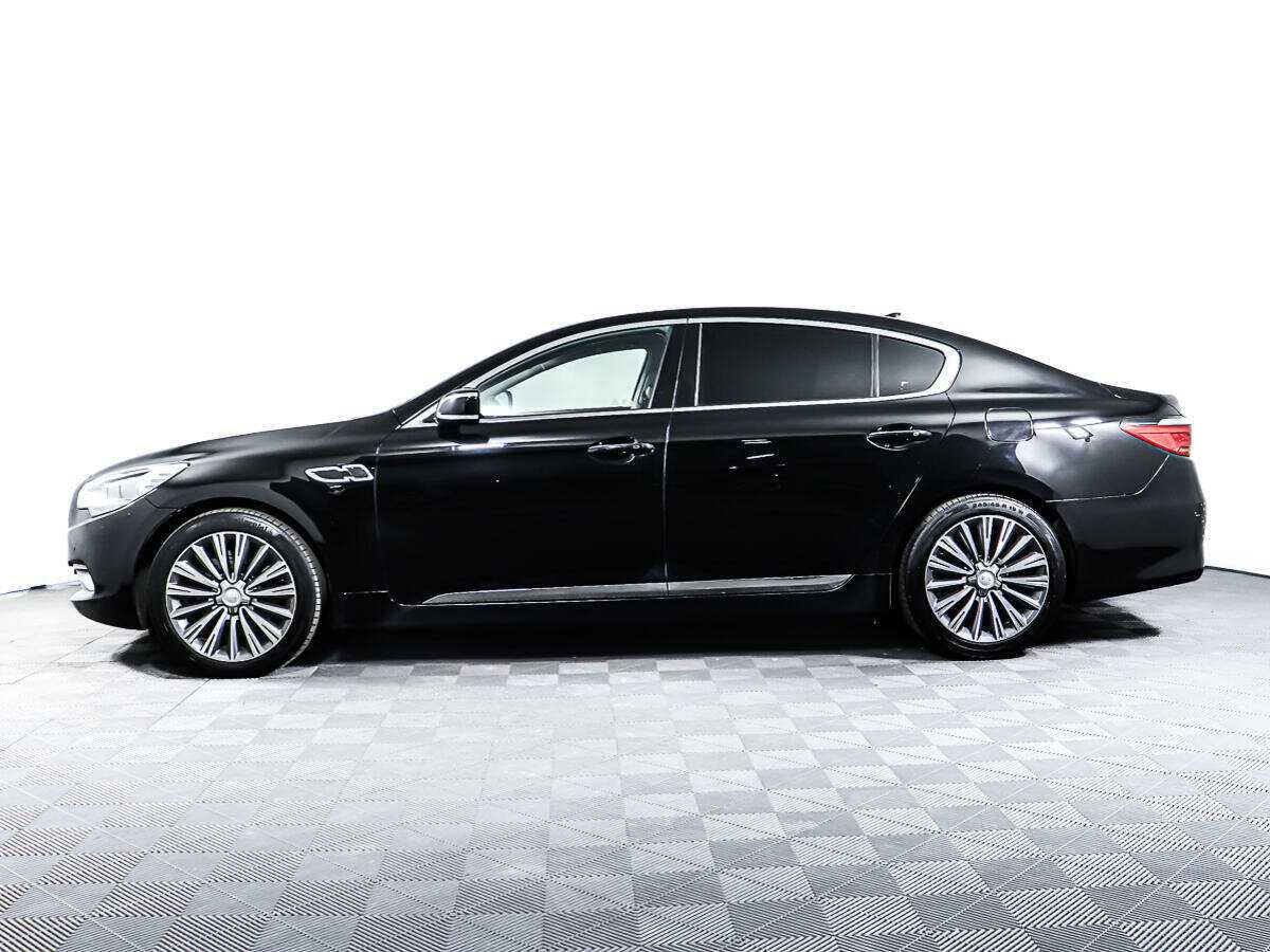 Kia Quoris с пробегом — 2015 год. Фото: #4