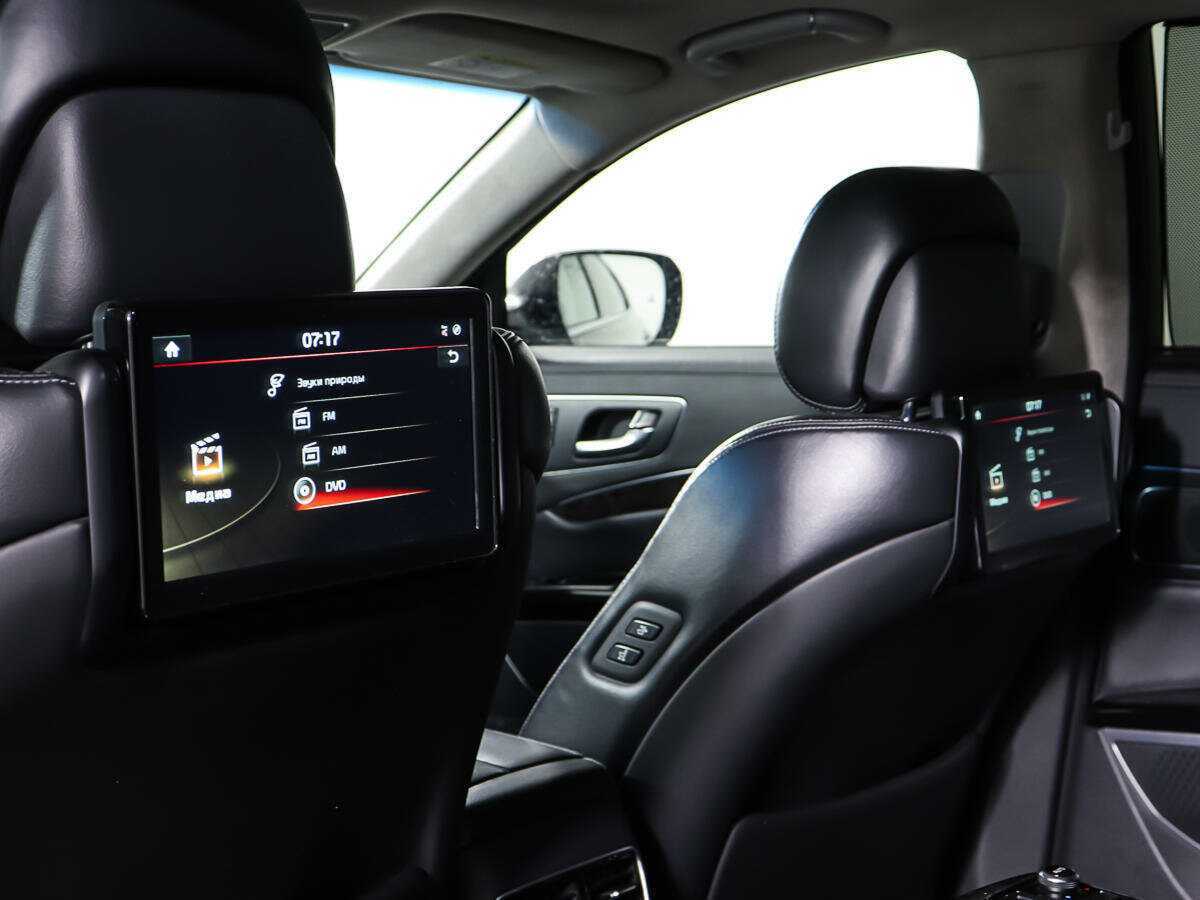 Kia Quoris с пробегом — 2015 год. Фото: #16