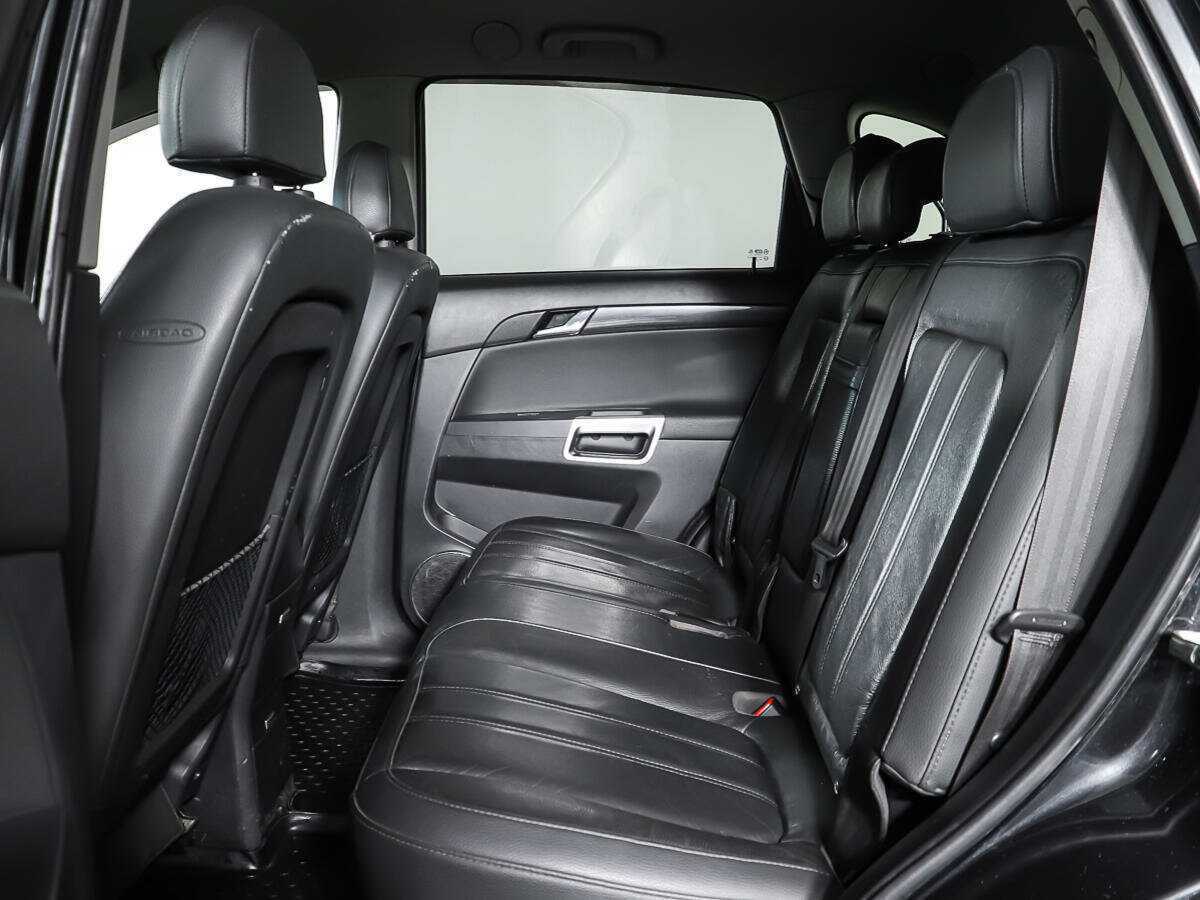 Opel Antara с пробегом — 2011 год. Фото: #9