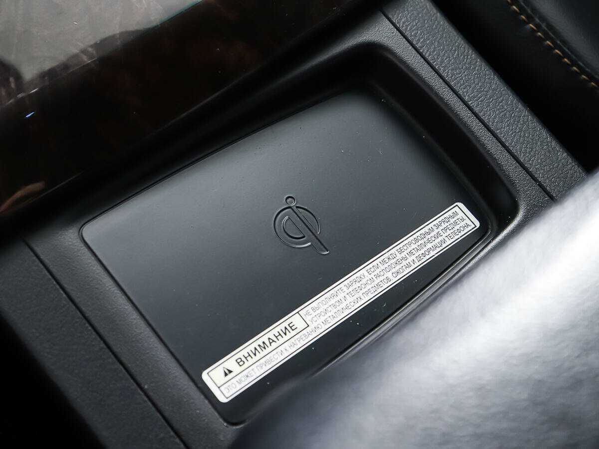 Toyota Camry с пробегом — 2017 год. Фото: #12