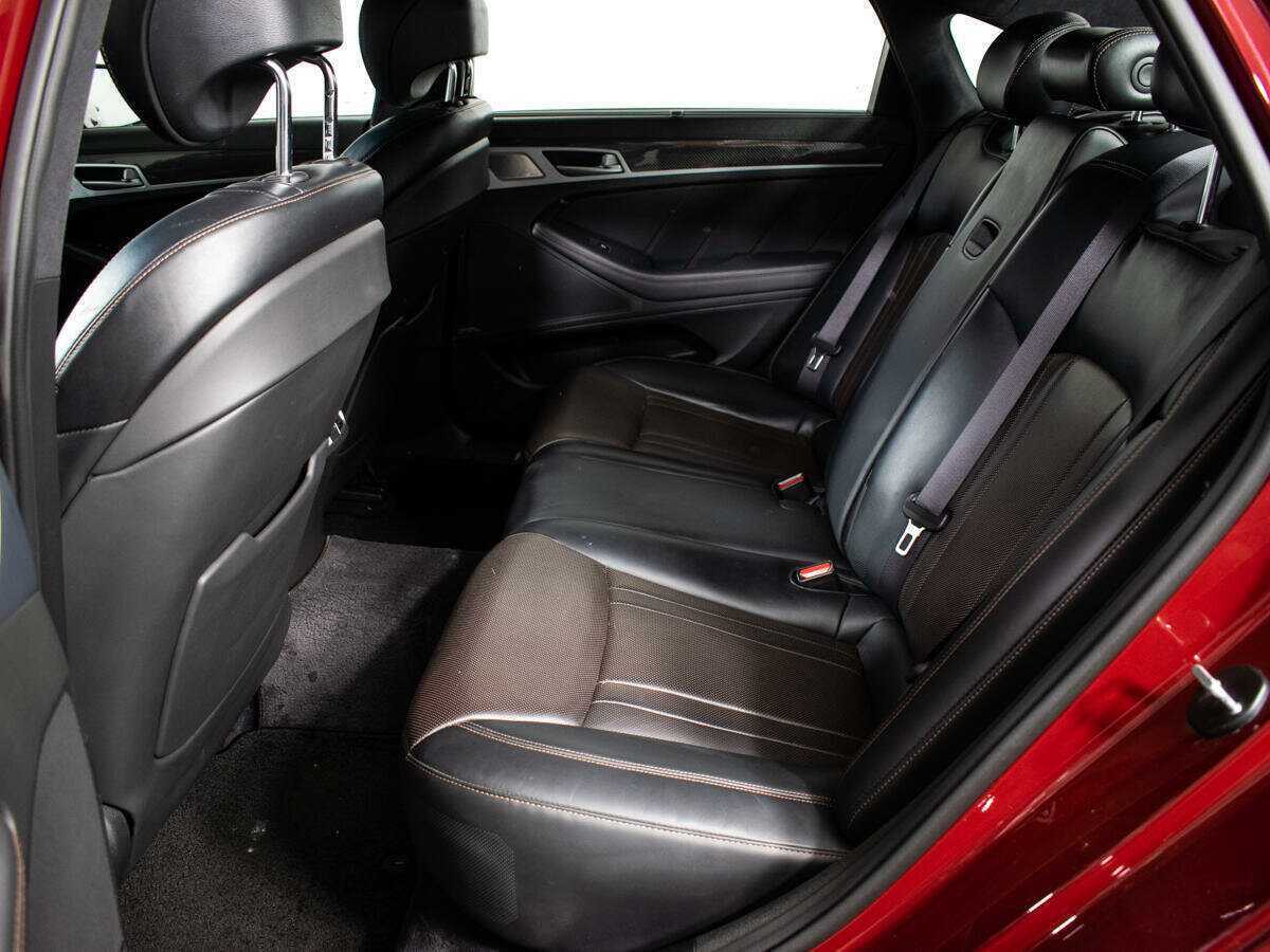 Genesis G80 с пробегом — 2017 год. Фото: #6