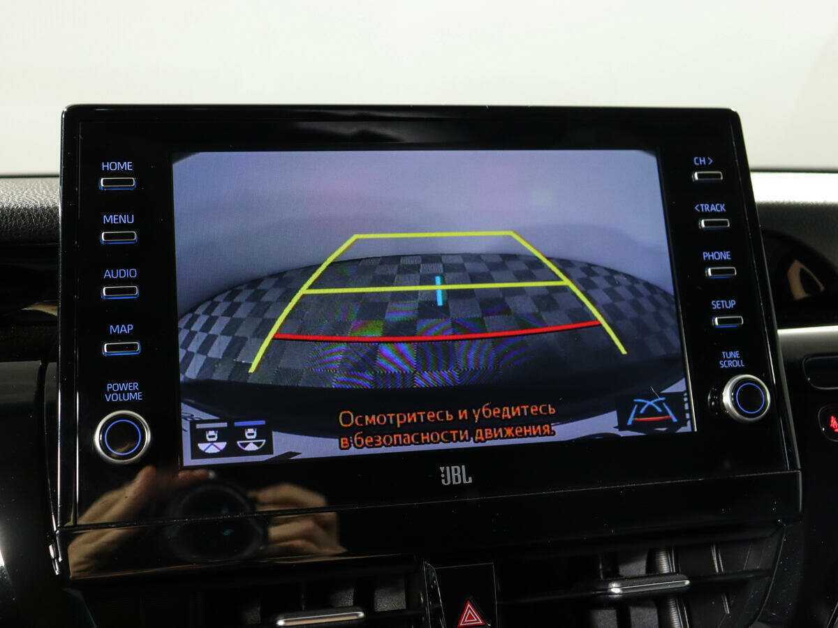 Toyota Camry с пробегом — 2021 год. Фото: #9