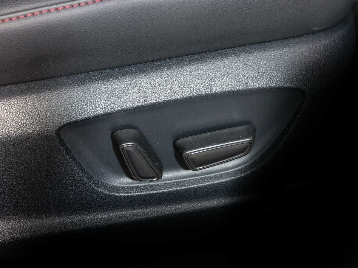 Toyota Camry с пробегом — 2021 год. Фото: #10