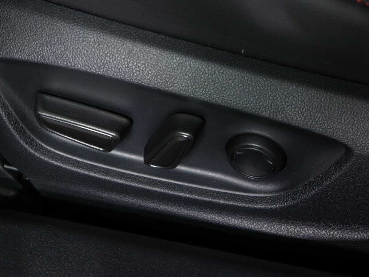 Toyota Camry с пробегом — 2021 год. Фото: #13