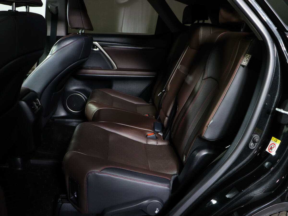 Lexus RX с пробегом — 2018 год. Фото: #7