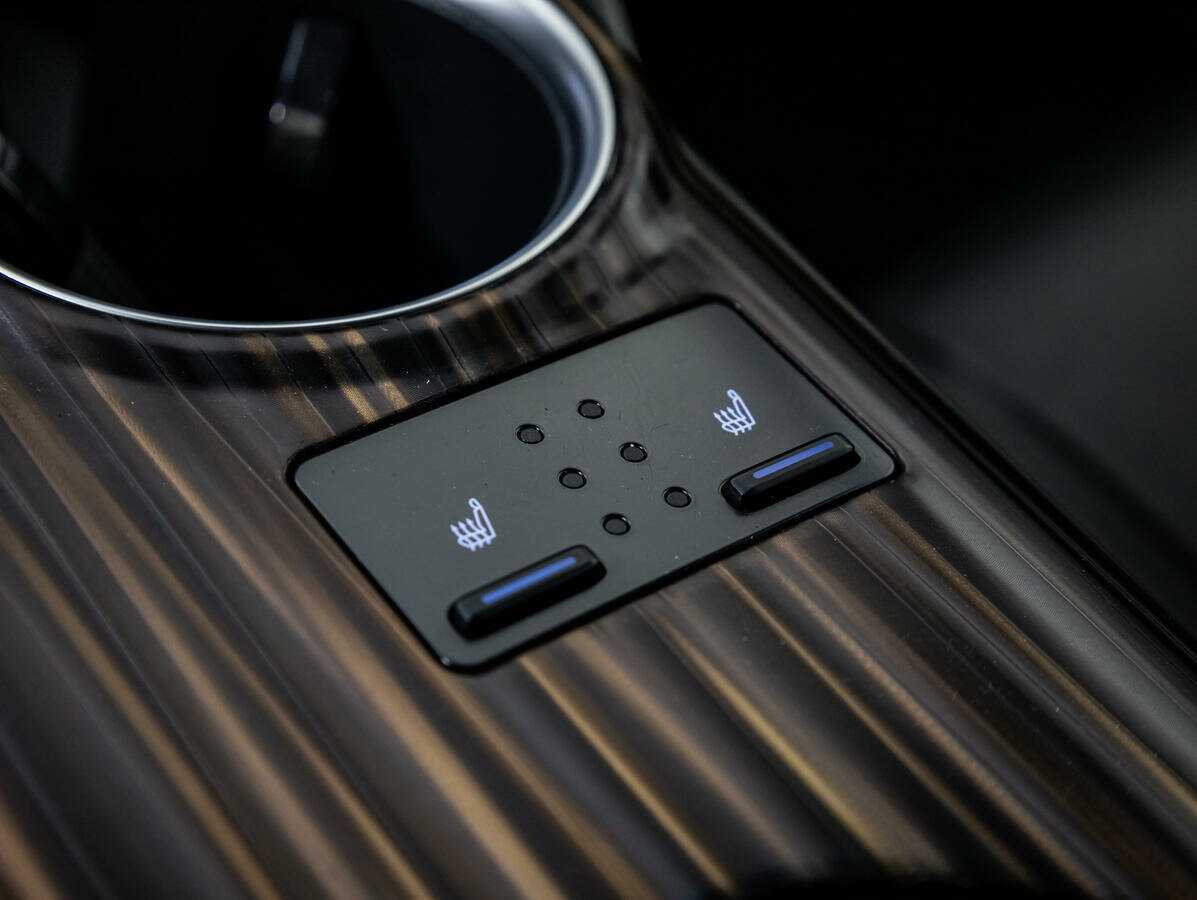 Toyota Camry с пробегом — 2020 год. Фото: #14