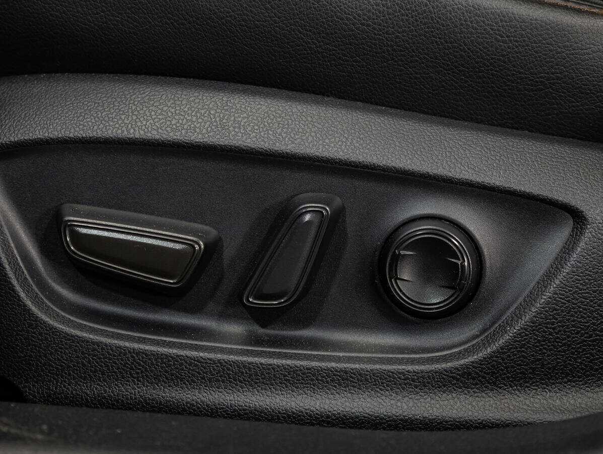 Toyota Camry с пробегом — 2020 год. Фото: #16